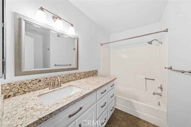 Detail Gallery Image 19 of 27 For 3218 Old Bridgeport Way, San Diego,  CA 92111 - 2 Beds | 2/1 Baths