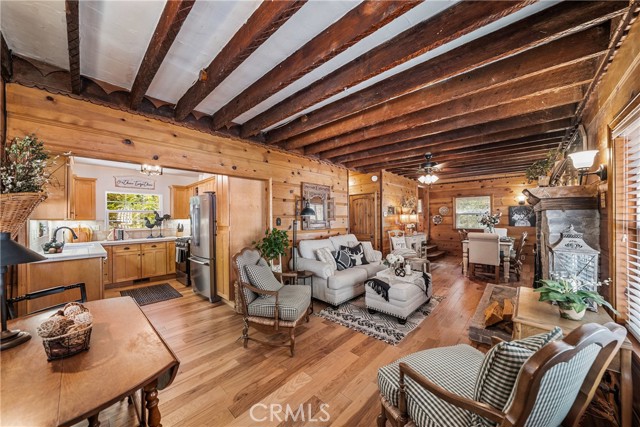 Detail Gallery Image 13 of 38 For 795 Glen View Ln, Twin Peaks,  CA 92391 - 3 Beds | 2 Baths