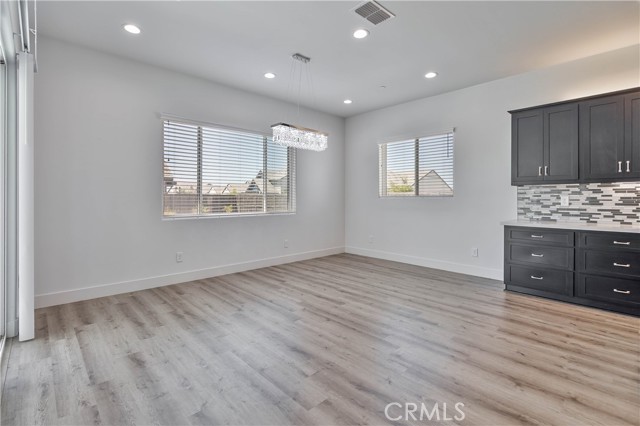 1734 Lester Avenue, Clovis CA: https://media.crmls.org/medias/059a5e51-939b-4d14-a89f-48947d80fcdb.jpg