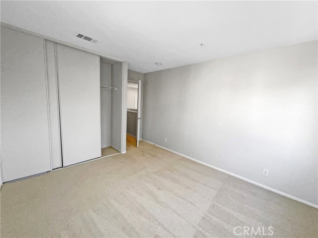 7411 Bull Run Place, Fontana CA: https://media.crmls.org/medias/059b60e9-3314-4664-ba86-368f3d60dfe7.jpg