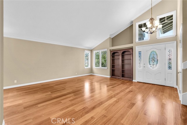 Detail Gallery Image 5 of 31 For 11 Hidalgo, Irvine,  CA 92620 - 4 Beds | 2/1 Baths