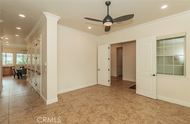 1562 N Empire Lane, Clovis CA: https://media.crmls.org/medias/059bd7c3-ba36-4070-8230-cc8ed9b3d008.jpg