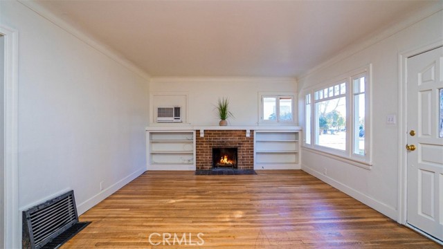 Detail Gallery Image 10 of 55 For 507 E J St, Ontario,  CA 91764 - 3 Beds | 2 Baths