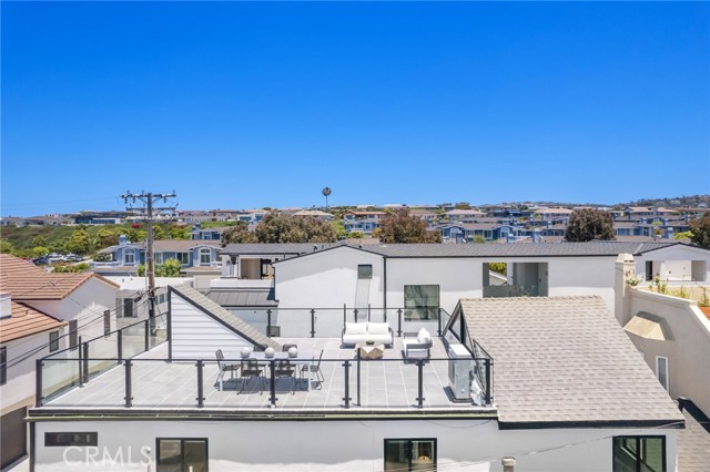 Detail Gallery Image 18 of 34 For 717 Orchid Ave #1/2,  Corona Del Mar,  CA 92625 - 4 Beds | 3 Baths