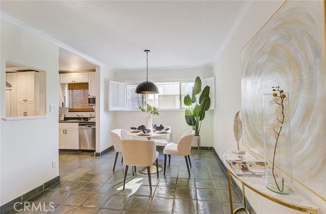 Detail Gallery Image 6 of 25 For 960 Larrabee St #127,  West Hollywood,  CA 90069 - 2 Beds | 2 Baths