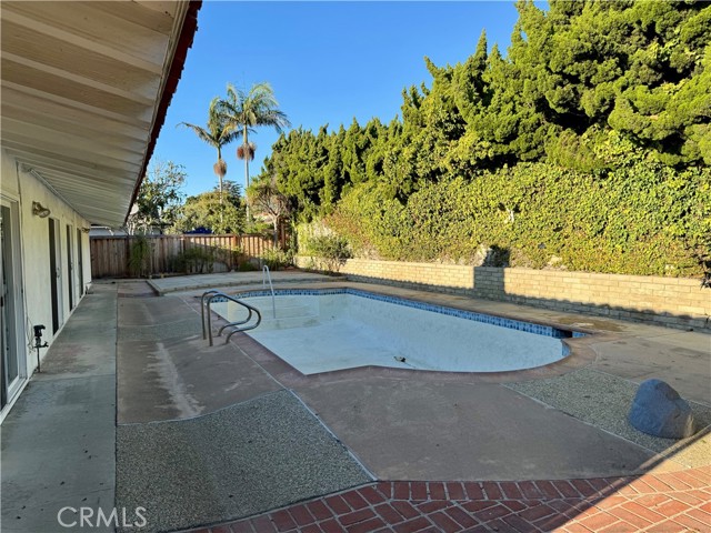 1412 Santiago Dr, Newport Beach CA: https://media.crmls.org/medias/059e8b02-5a29-403a-a510-46f5a6360e55.jpg