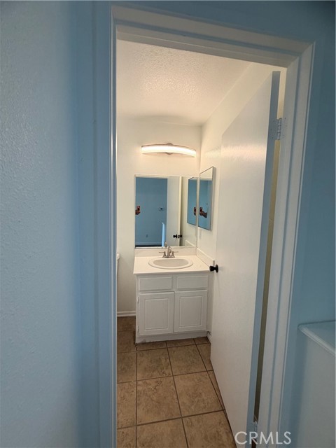 Detail Gallery Image 13 of 22 For 3519 Fairfield, Palmdale,  CA 93550 - 4 Beds | 4 Baths