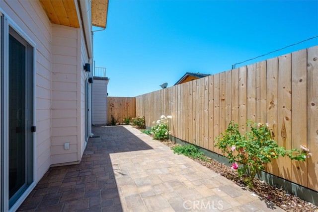1296 Saratoga Avenue, Grover Beach CA: https://media.crmls.org/medias/059f9a03-b016-47d7-86d0-3fd3eb557699.jpg