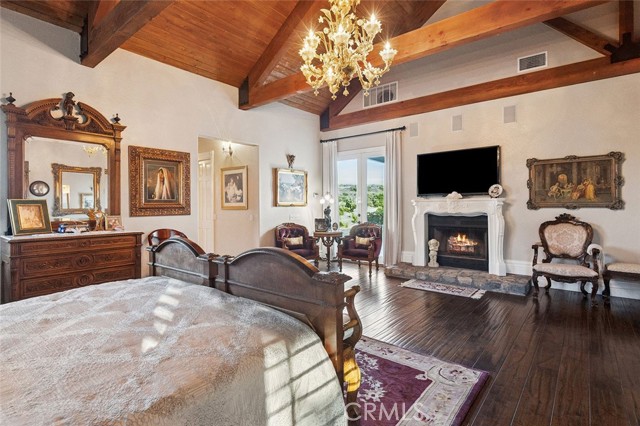 42580 Avenida Escala, Murrieta CA: https://media.crmls.org/medias/059f9a33-f24a-43c7-b6d3-499dc40b221f.jpg