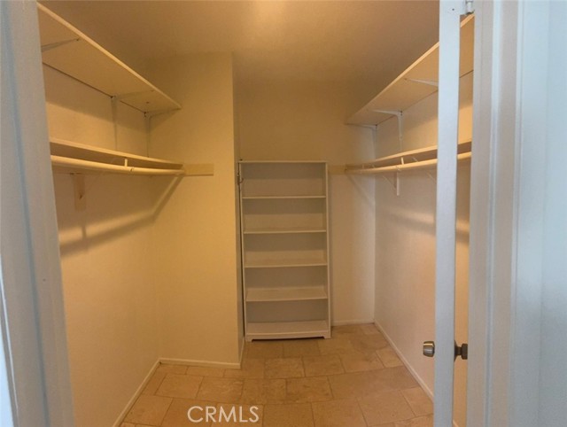3032 Associated Rd, Fullerton CA: https://media.crmls.org/medias/05a12d74-9589-470d-8645-a099983e78a0.jpg