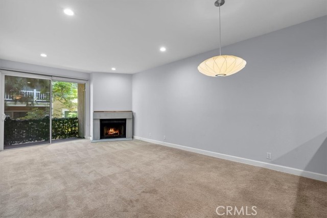 8505 Gulana Avenue, Playa del Rey CA: https://media.crmls.org/medias/05a1c3b0-c9f1-41e8-a8b3-65e53deae335.jpg