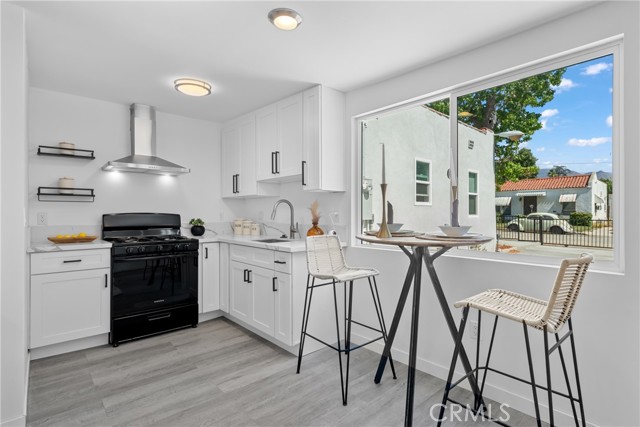 Detail Gallery Image 19 of 39 For 2461 Saint Pierre, Altadena,  CA 91001 - 4 Beds | 2 Baths