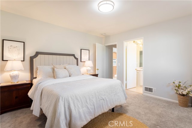 1001 Briarcliff photo 26