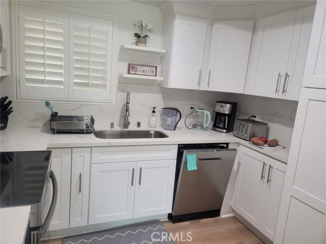 2185 VIA MARIPOSA, Laguna Woods CA: https://media.crmls.org/medias/05a45293-0ff9-4c0f-ab1a-33c14d4ac331.jpg