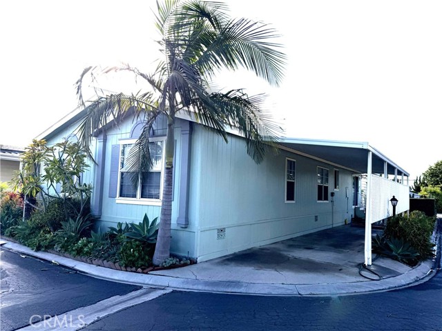 Detail Gallery Image 4 of 6 For 8200 Bolsa Ave #3,  Midway City,  CA 92655 - 4 Beds | 2 Baths