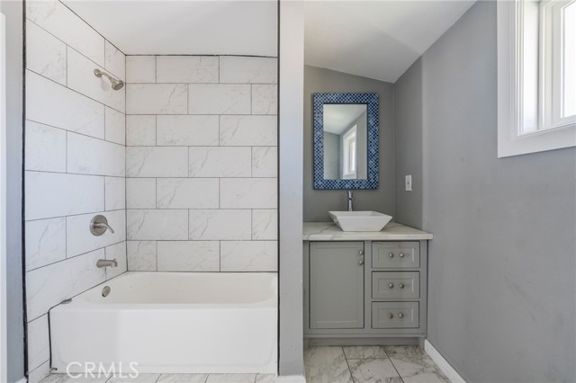 Detail Gallery Image 9 of 17 For 600 Maple, La Habra,  CA 90631 - 4 Beds | 2 Baths