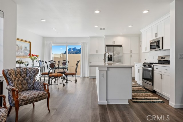 Detail Gallery Image 4 of 22 For 545 Quinn Ct, Morro Bay,  CA 93442 - 3 Beds | 2/1 Baths