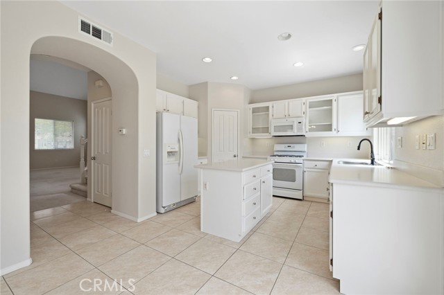 Detail Gallery Image 11 of 37 For 130 Crabapple Dr, Pomona,  CA 91767 - 4 Beds | 2/1 Baths