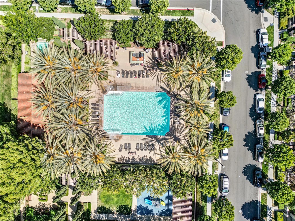 https://media.crmls.org/medias/05a6ce81-f704-4019-90d1-30c7eda5c76e.jpg?preset=X-Large