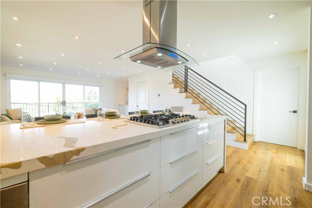 Detail Gallery Image 15 of 50 For 4300 Camello Rd, Woodland Hills,  CA 91364 - 4 Beds | 2/1 Baths