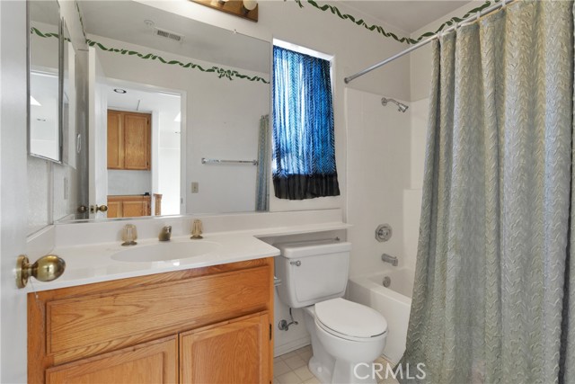 Detail Gallery Image 20 of 46 For 22570 Barons Ct, Moreno Valley,  CA 92553 - 3 Beds | 2/1 Baths