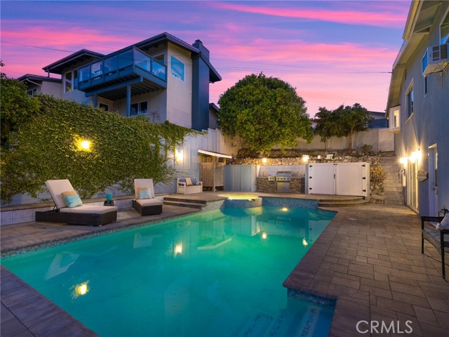 246 Via Los Miradores, Redondo Beach CA: https://media.crmls.org/medias/05a7c4ce-e480-4bed-9965-cacfb7d47701.jpg