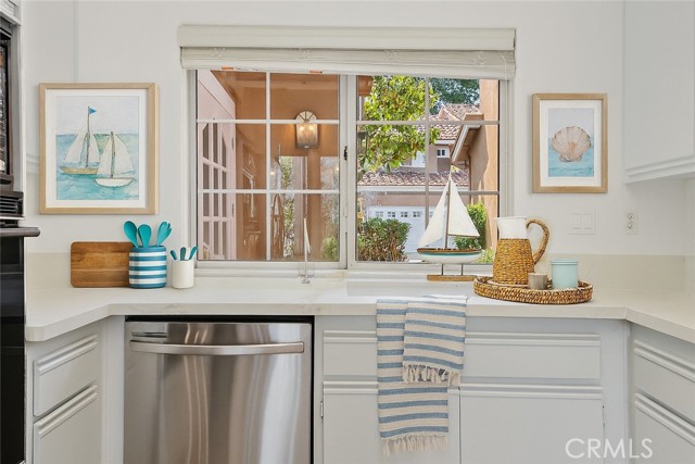 Detail Gallery Image 13 of 52 For 87 Matisse Cir Ci42,  Aliso Viejo,  CA 92656 - 2 Beds | 2/1 Baths