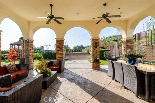 Detail Gallery Image 53 of 72 For 10817 W Stallion Ranch Rd, Sunland,  CA 91040 - 5 Beds | 6 Baths