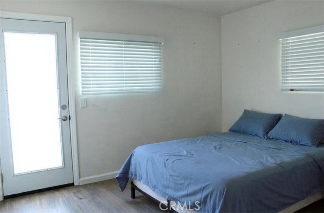 Detail Gallery Image 8 of 16 For 21851 Newland St, Huntington Beach,  CA 92646 - 2 Beds | 1/1 Baths