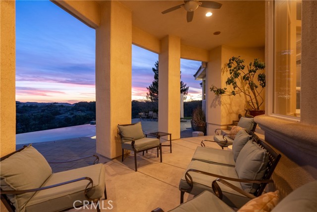 Detail Gallery Image 4 of 74 For 4342 Shadow Canyon Rd, Templeton,  CA 93465 - 7 Beds | 5 Baths