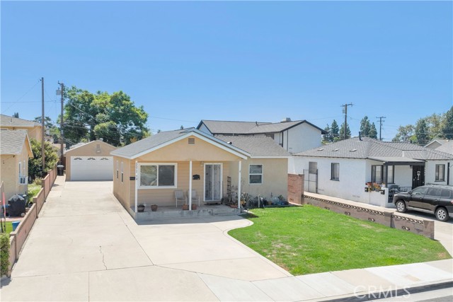 Detail Gallery Image 8 of 53 For 5572 Saint Ann Ave, Cypress,  CA 90630 - 5 Beds | 2 Baths