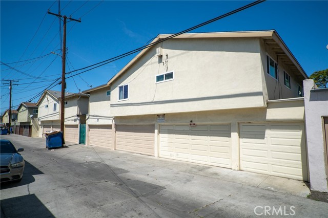 Image 10 of 12 For 1764 Juno Avenue