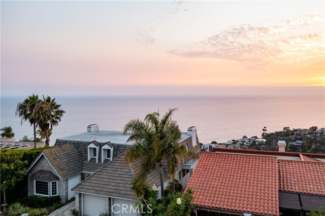 Detail Gallery Image 7 of 59 For 733 Pelican Dr, Laguna Beach,  CA 92651 - 3 Beds | 2/1 Baths