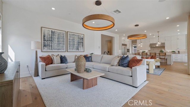 Detail Gallery Image 10 of 38 For 21396 Mar Vista, Yorba Linda,  CA 92887 - 5 Beds | 5/2 Baths