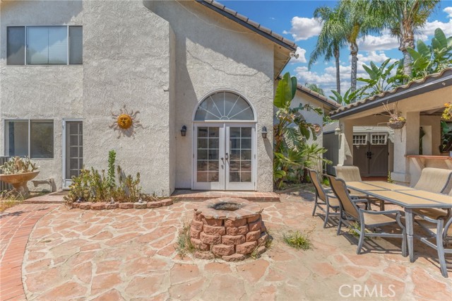 589 S Sutter Avenue, San Bernardino CA: https://media.crmls.org/medias/05ab55e1-9776-4dfe-80bb-d2972663d7cb.jpg