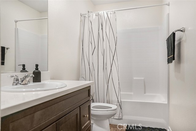 32159 Pony Tracks Court, Winchester CA: https://media.crmls.org/medias/05abd3a2-7298-4db3-9a8f-10b3f9a124eb.jpg