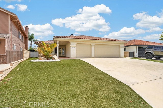 Front Image Thumbnail for CRIG26174377