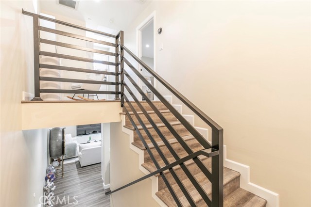 Detail Gallery Image 47 of 64 For 17465 Tuscan Dr, Granada Hills,  CA 91344 - 6 Beds | 5 Baths
