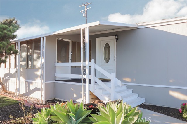 6241 Warner, Huntington Beach, CA, 92647 6241 Warner, Huntington Beach, CA, 92647