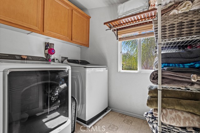 Detail Gallery Image 23 of 44 For 23632 Coast Live Oak, Murrieta,  CA 92562 - 6 Beds | 3 Baths