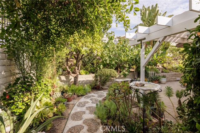 Detail Gallery Image 37 of 67 For 1817 Yucca Dr, Corona,  CA 92882 - 4 Beds | 2 Baths