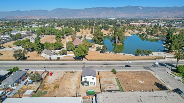 Detail Gallery Image 18 of 22 For 175 E 5th St, San Bernardino,  CA 92410 - 5 Beds | 2/1 Baths