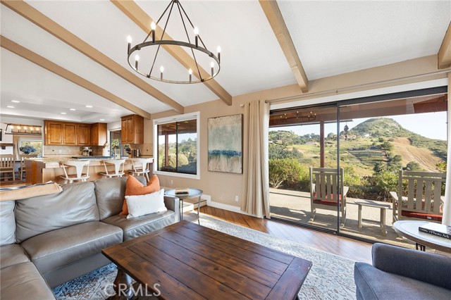 Detail Gallery Image 37 of 75 For 4613 Sleeping Indian Rd, Fallbrook,  CA 92028 - 4 Beds | 2/1 Baths