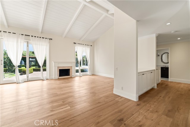 1520 Sandcastle Drive, Corona del Mar CA: https://media.crmls.org/medias/05aefc78-805a-41d0-a393-7dc356fa45cb.jpg