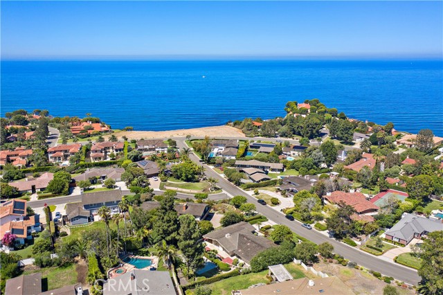 2804 Via Barri, Palos Verdes Estates, California 90274, 4 Bedrooms Bedrooms, ,2 BathroomsBathrooms,Residential,Sold,Via Barri,SB21169566