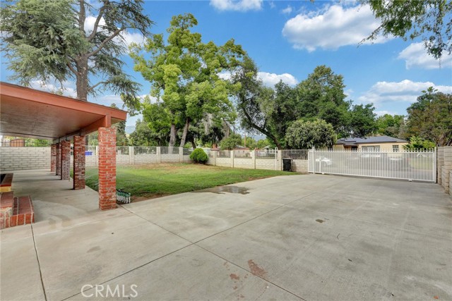 2804 Serrano Road, San Bernardino CA: https://media.crmls.org/medias/05af27c3-6bd1-4515-9908-3ec4bb232369.jpg