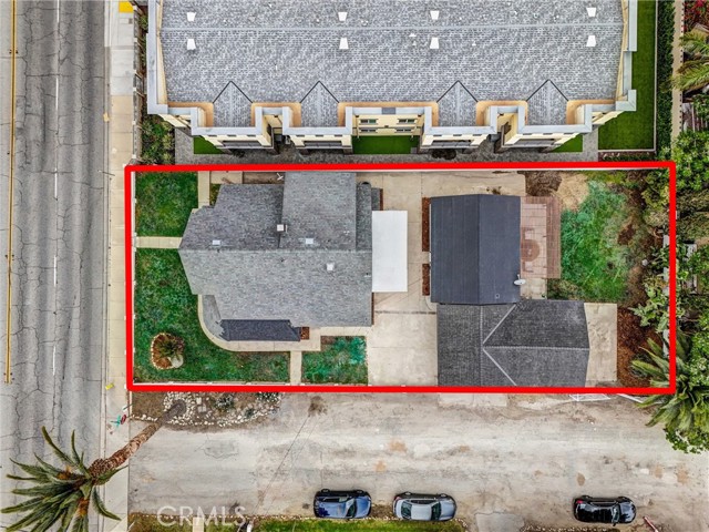 239 N San Antonio Avenue, Upland CA: https://media.crmls.org/medias/05af91c2-77b4-4fb1-a66c-c91d7b62263e.jpg