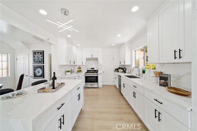 Detail Gallery Image 9 of 25 For 347 Stedman Place, Monrovia,  CA 91016 - 3 Beds | 3 Baths