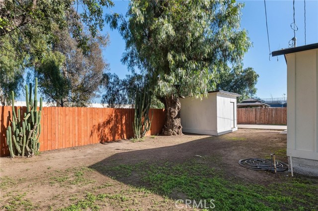 Detail Gallery Image 31 of 34 For 347 N Garfield, Corona,  CA 92882 - 2 Beds | 1 Baths