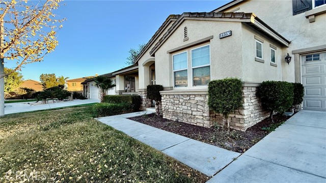 Detail Gallery Image 7 of 58 For 14163 Coldbrook Cir, Corona,  CA 92880 - 5 Beds | 3 Baths